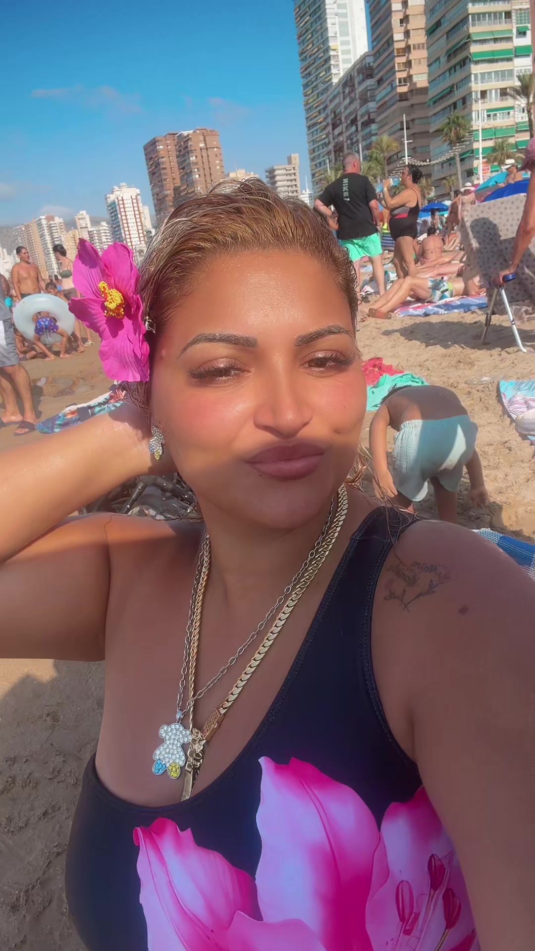 @Charomotos29