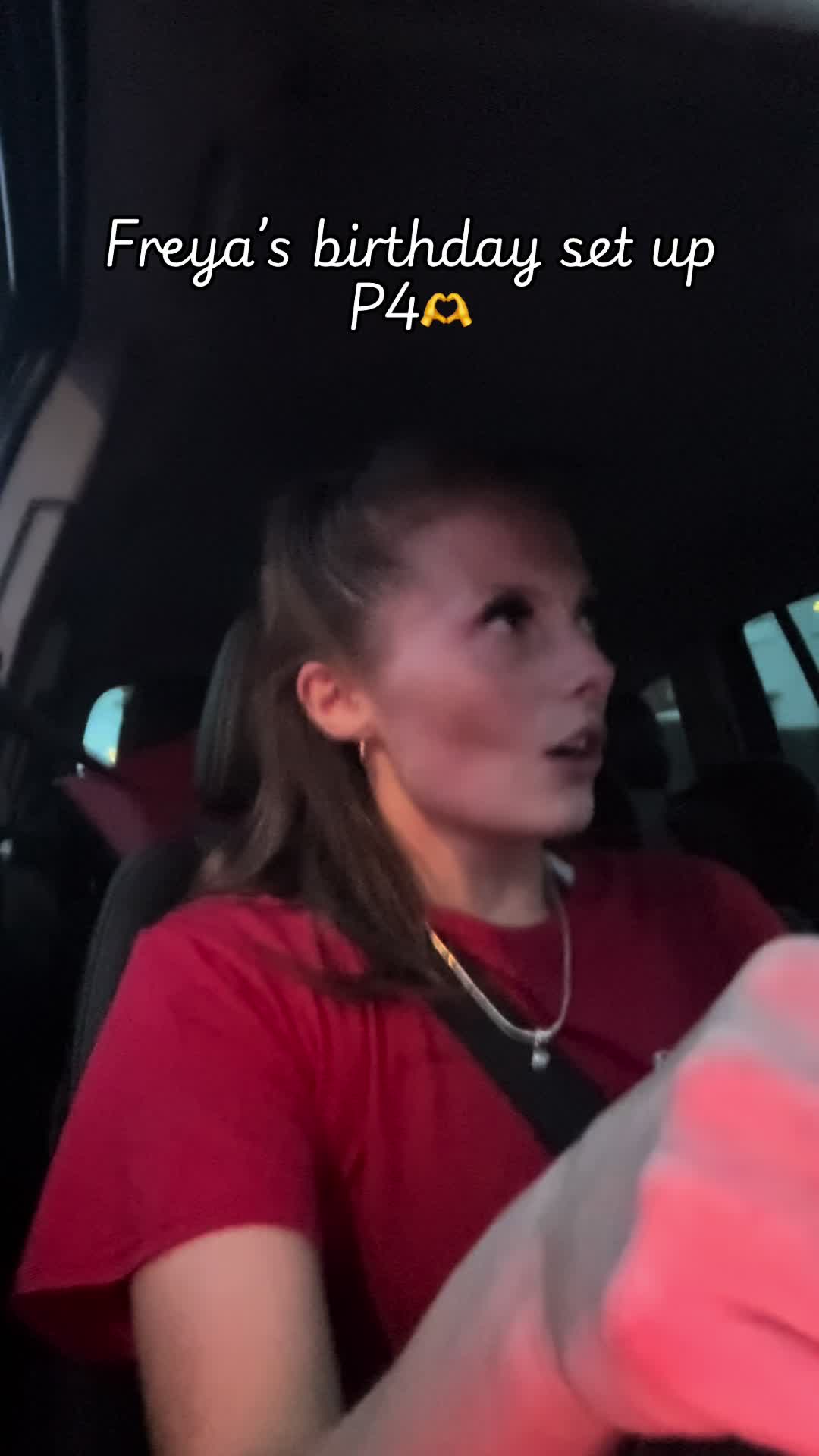 @HannahAndrews