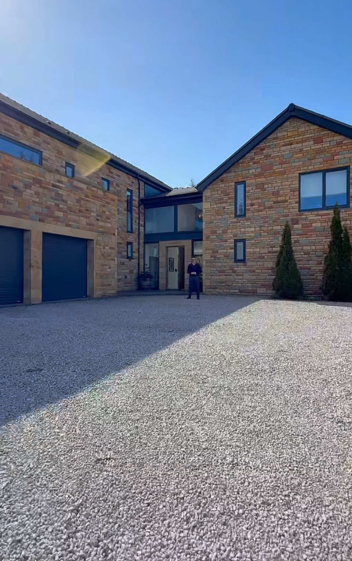 @millionairehomesuk