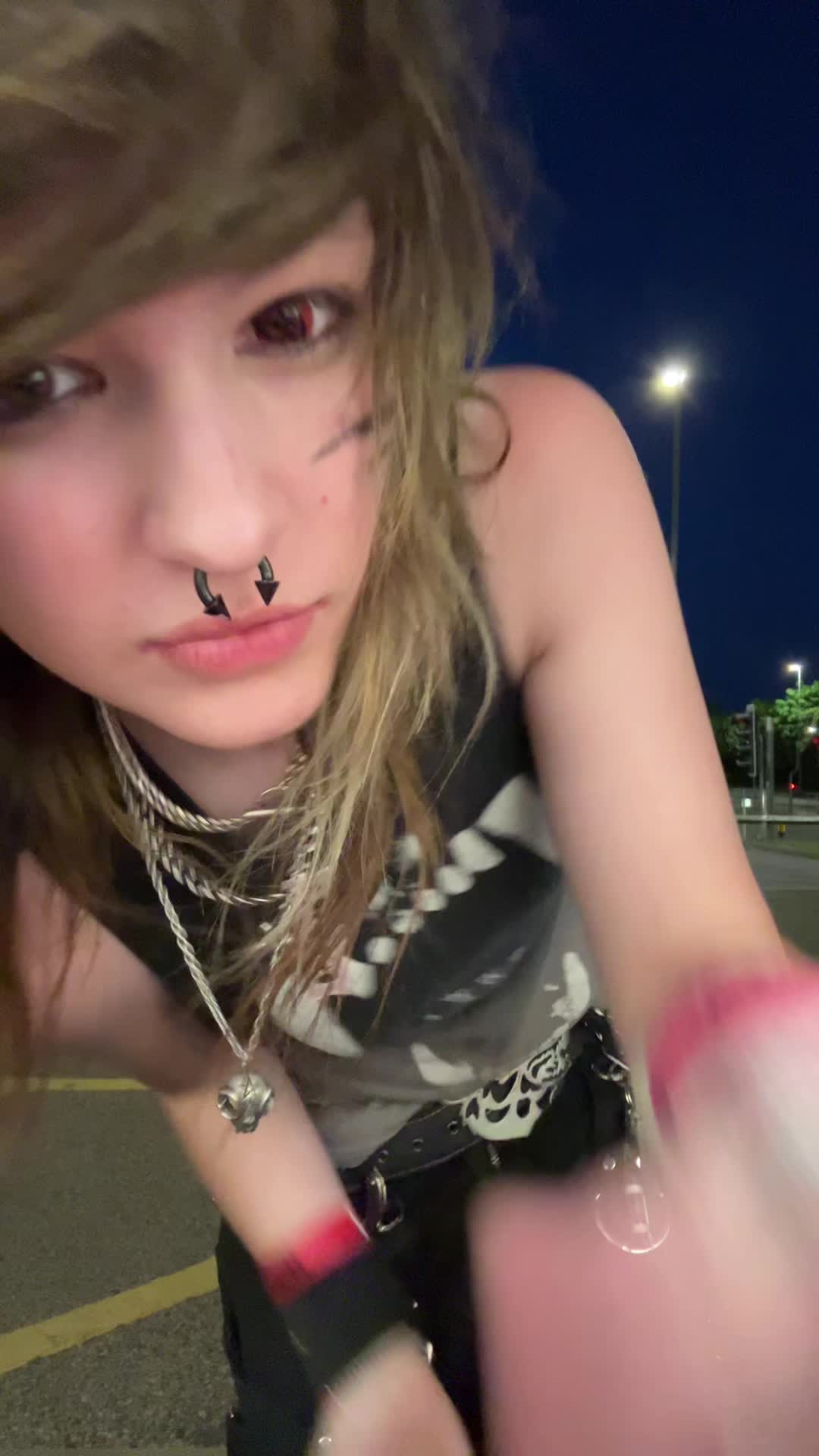 @Evie 🦇🚯🦴