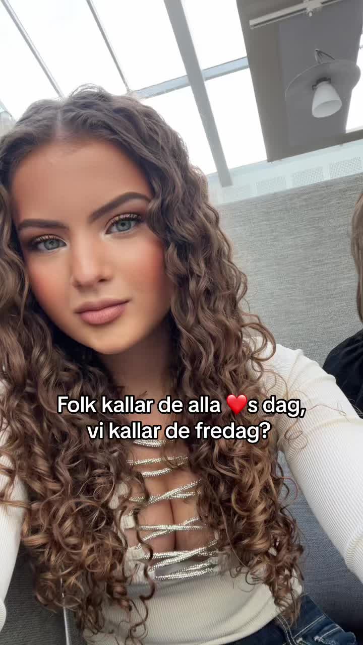 @SeLMa WaLLnER 🤩🤩