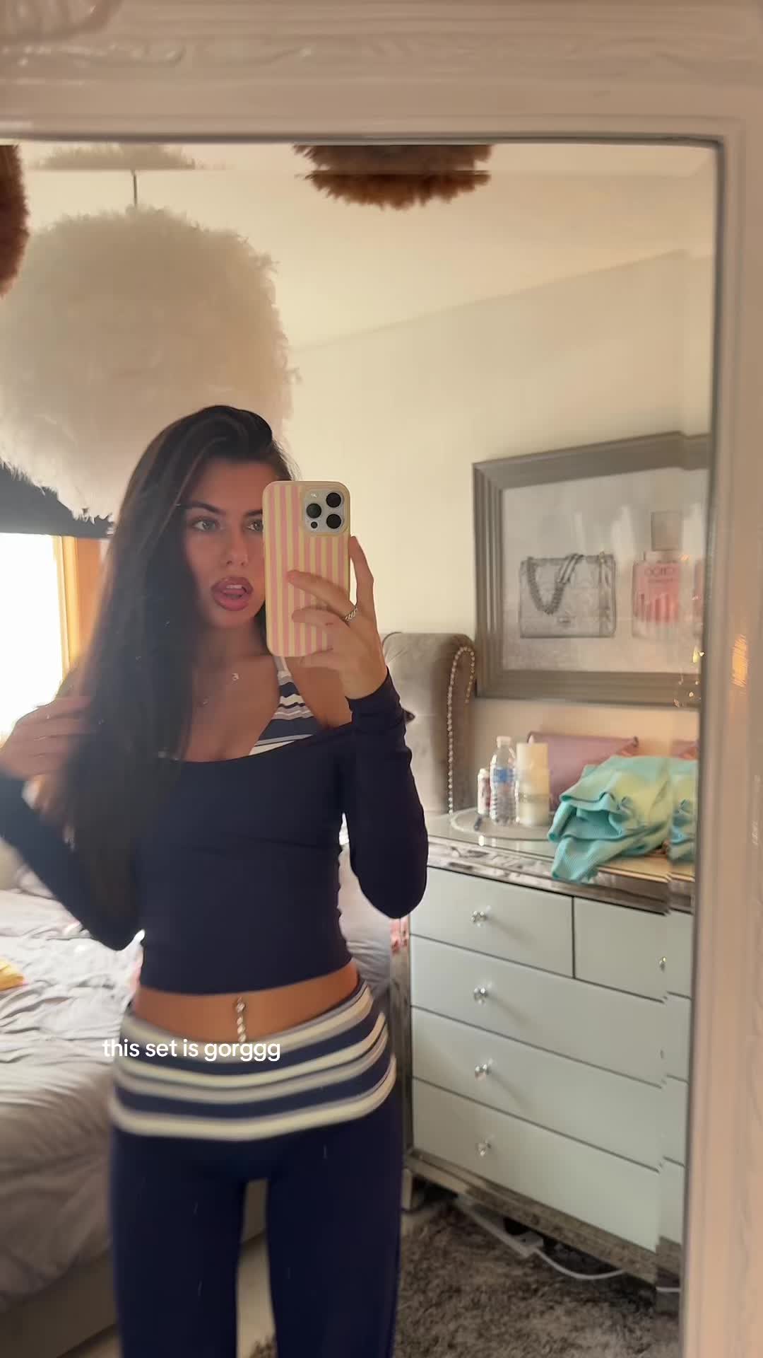 @poppylivingstonex