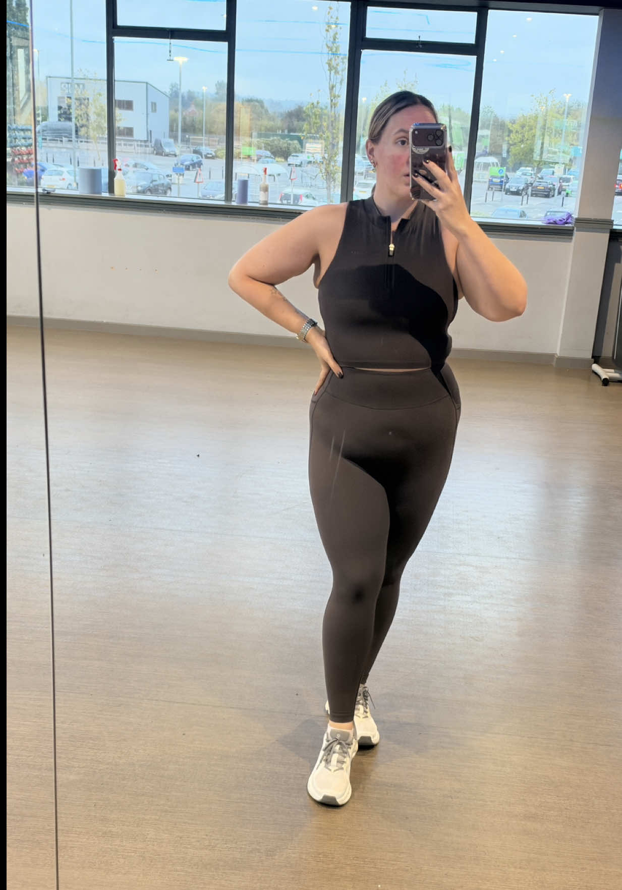@Rhi | Style, Fitness & Life