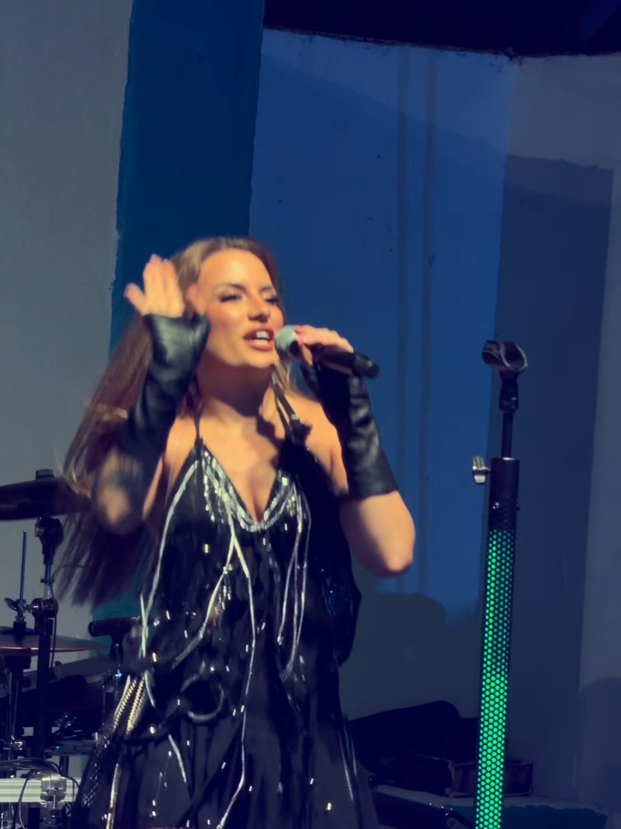 @nastupi_poznatih