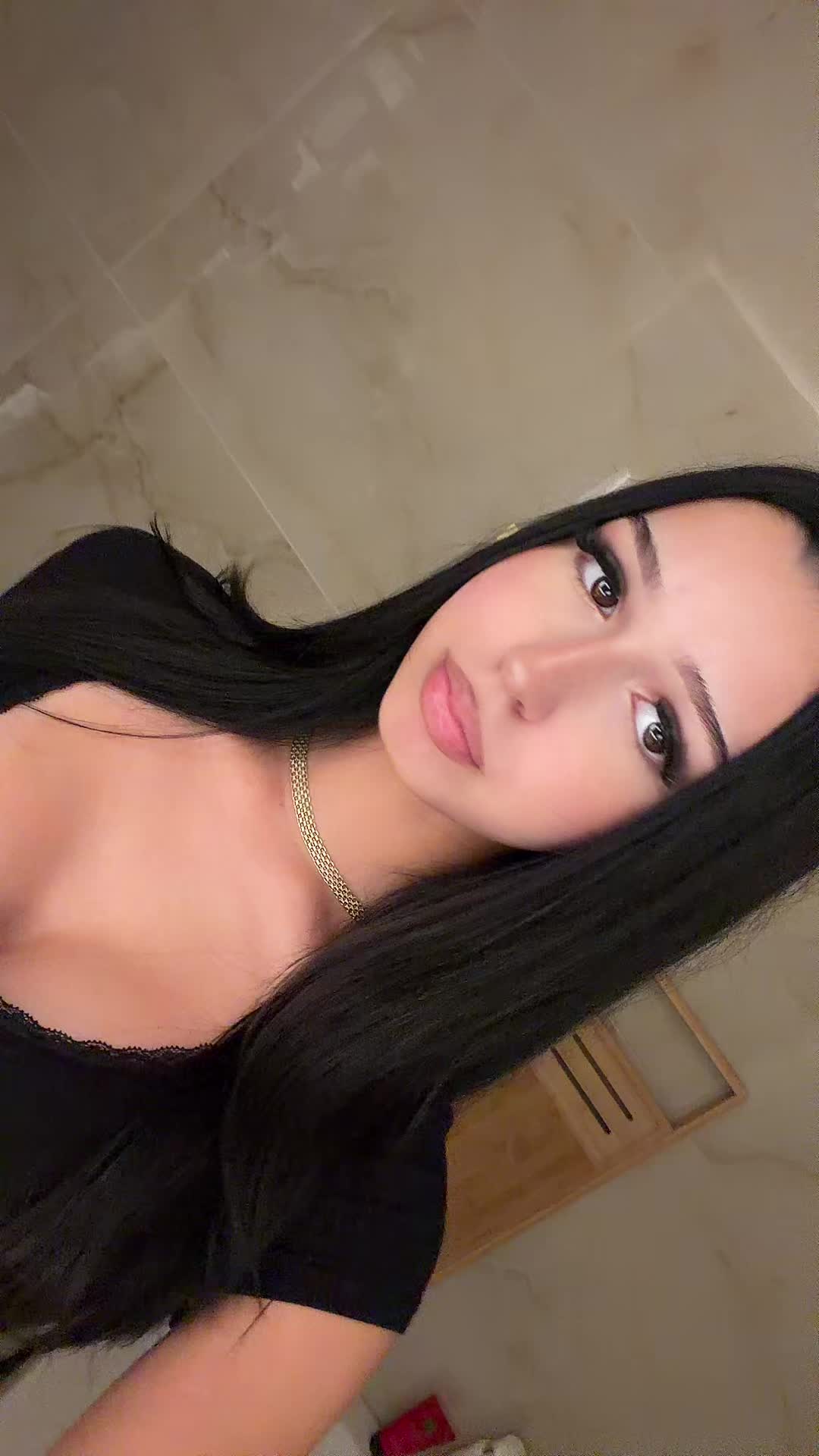 @๐‘๐งโ๏ธ