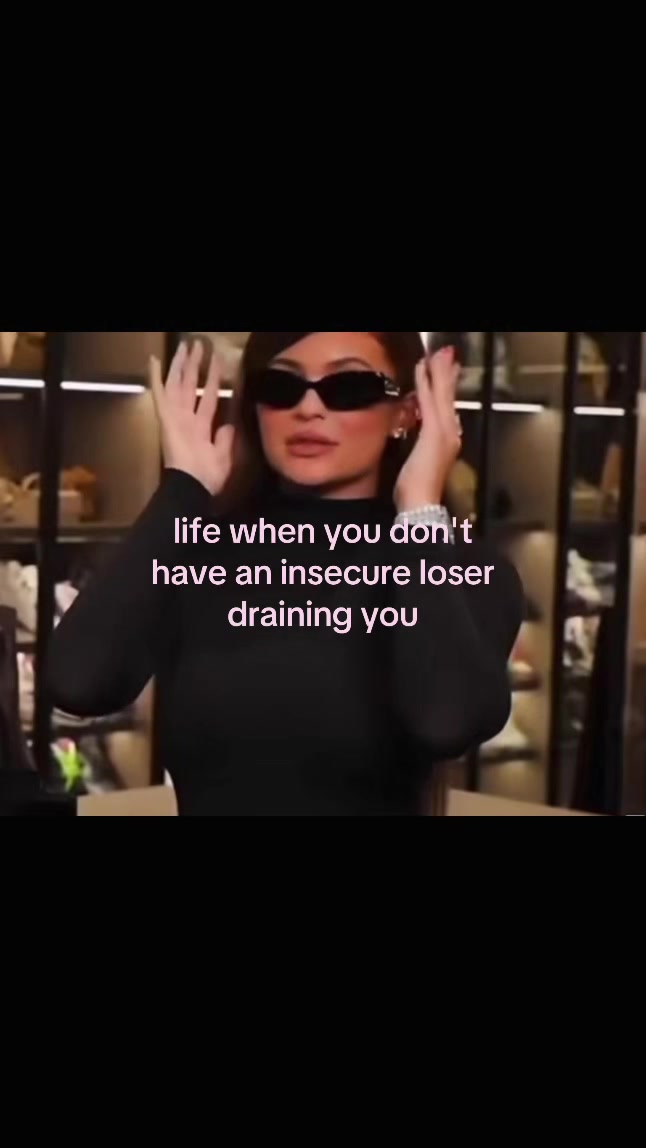 @𝓜🪽