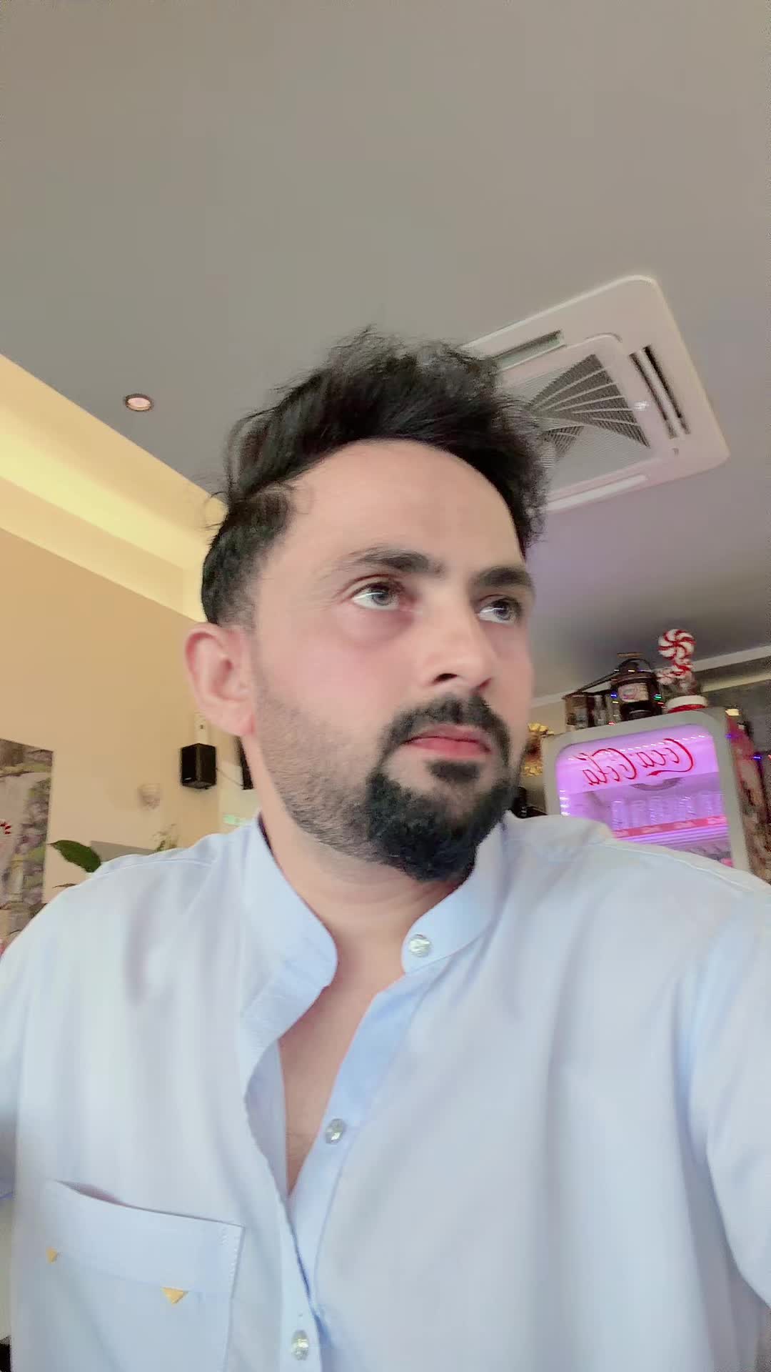 @BABBU🇵🇰🇬🇷