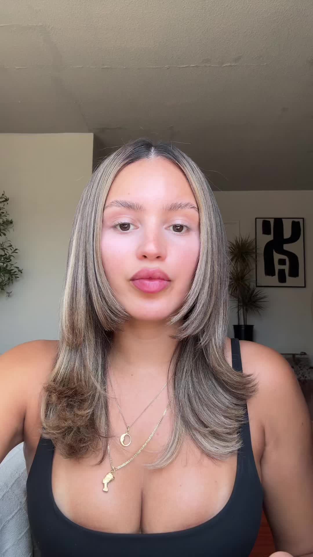 @VAL MERCADO