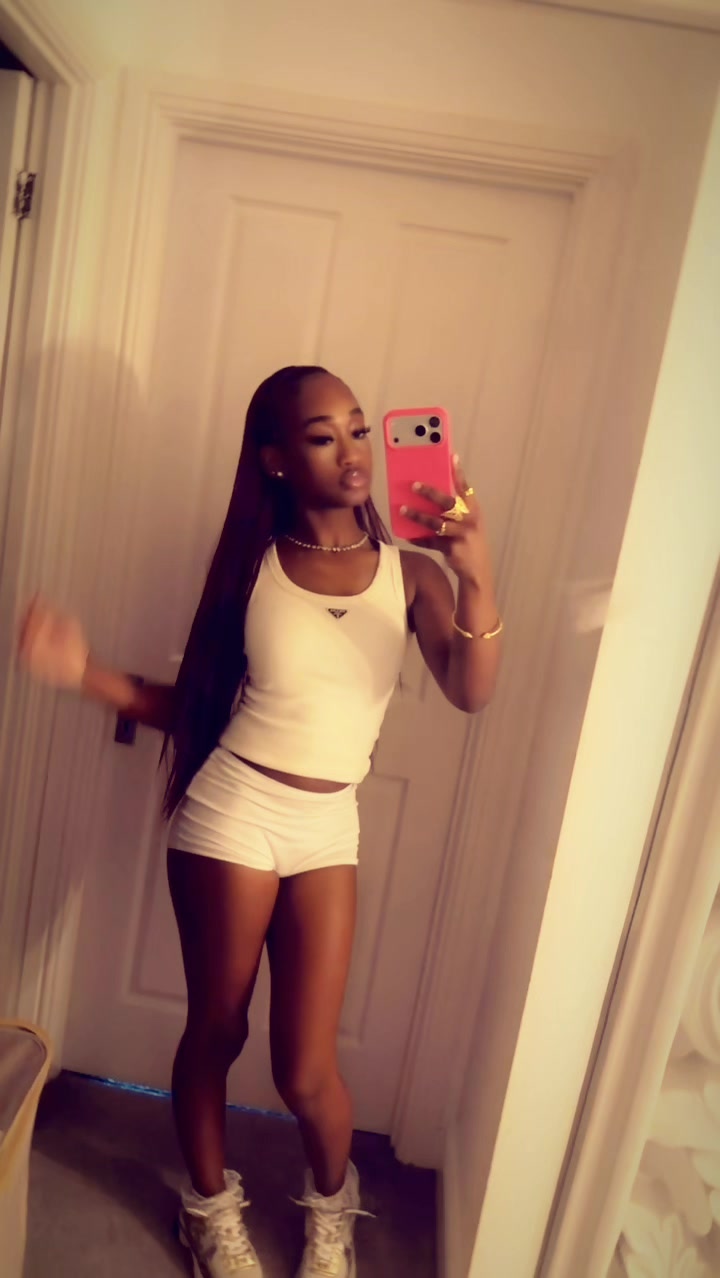 @liyahh