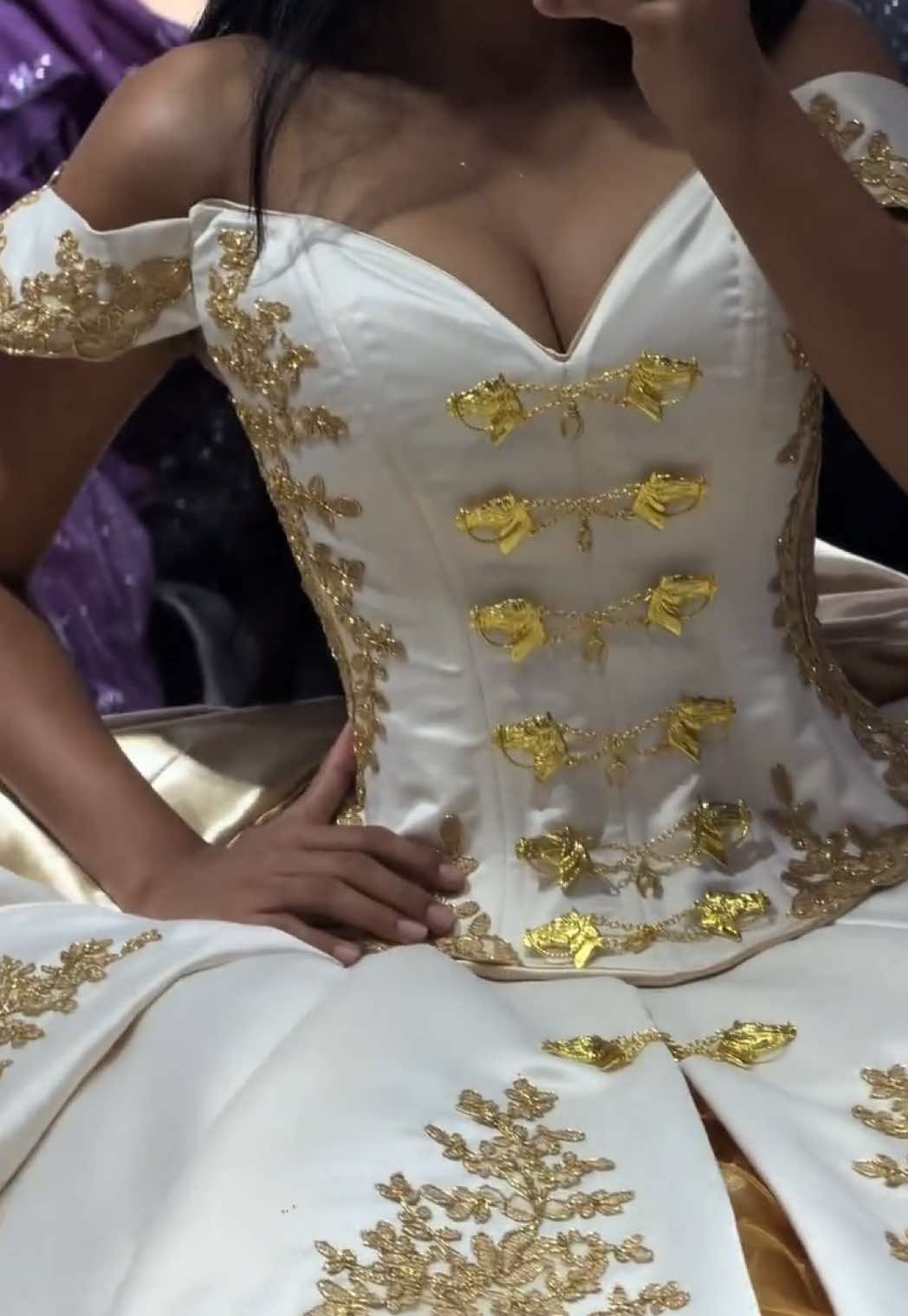 @MissQuinceBoutique