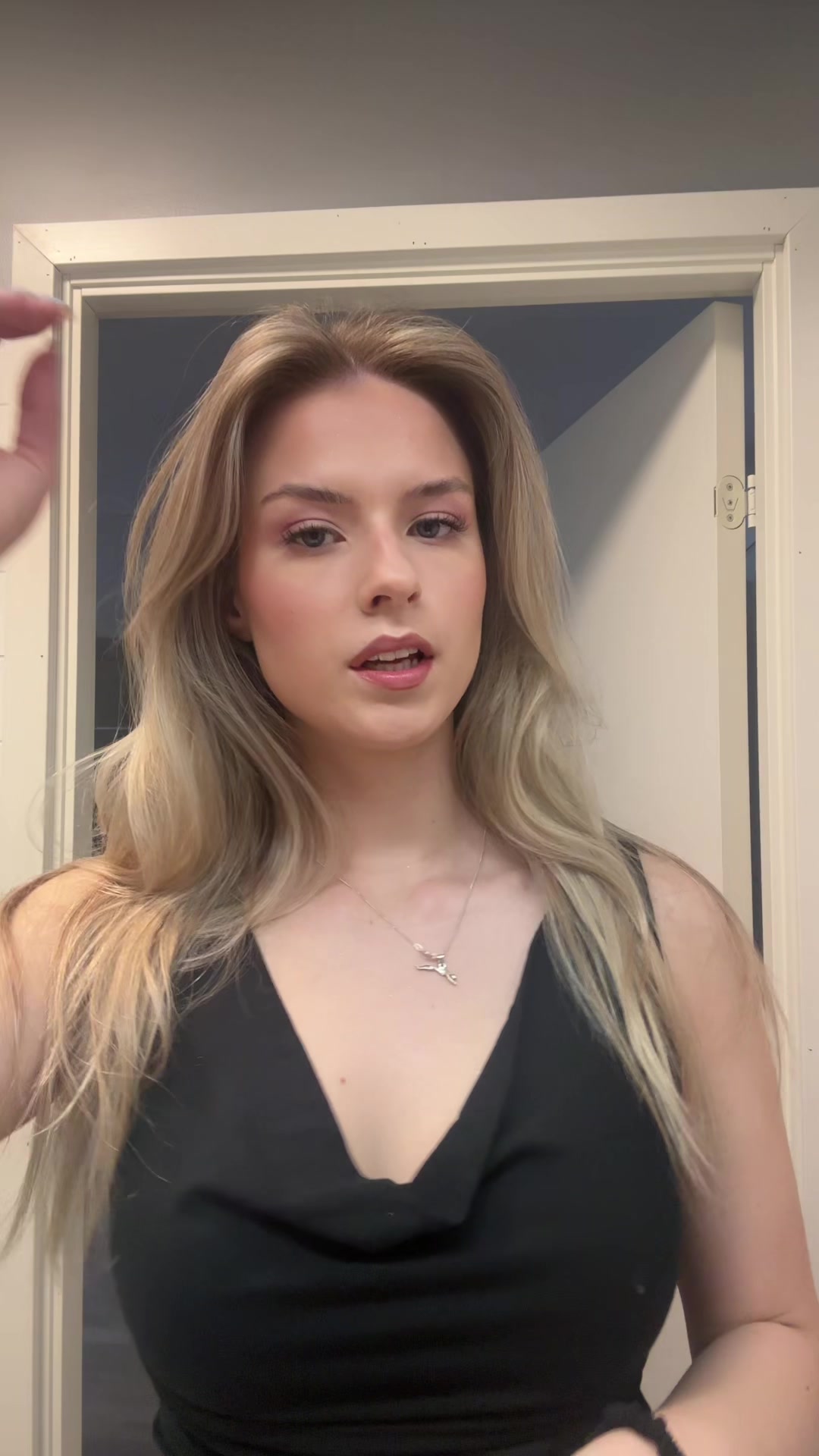 @Eva