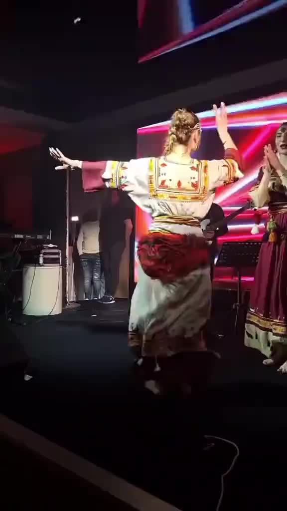 @𝑮𝒉𝒊𝒍𝒆𝒔