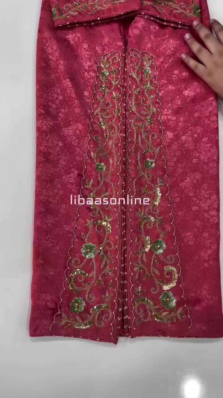@ਲਿਬਾਸ by ਕੌਰ