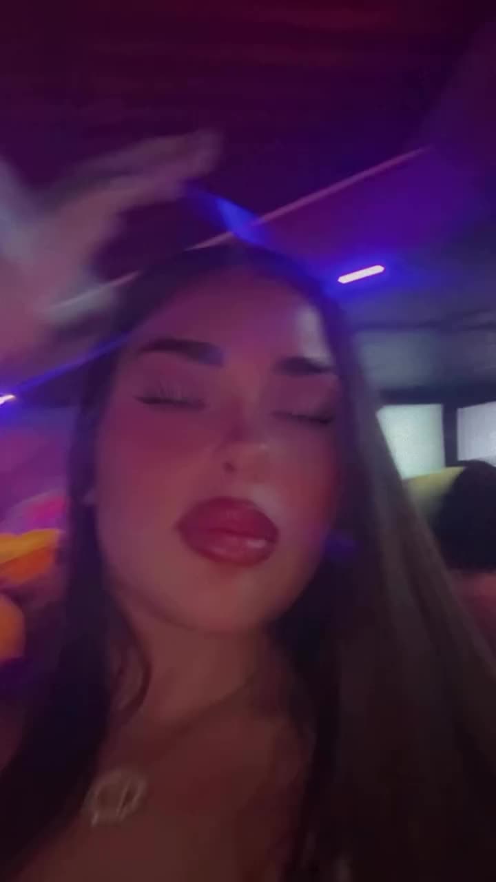 @LemonadeNails