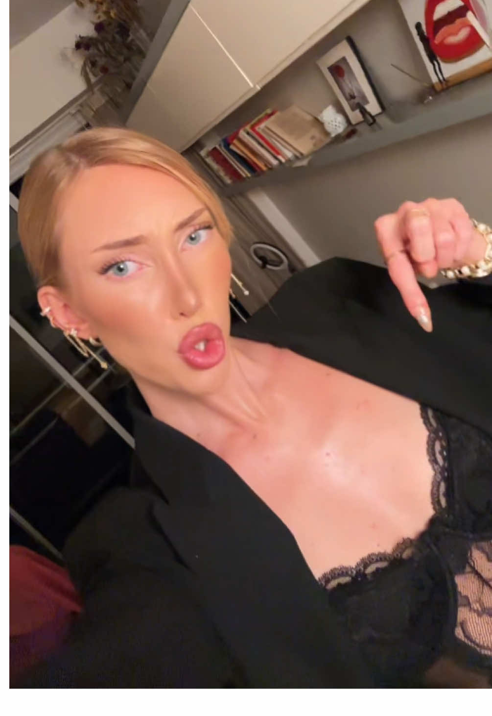 @paula.valoni