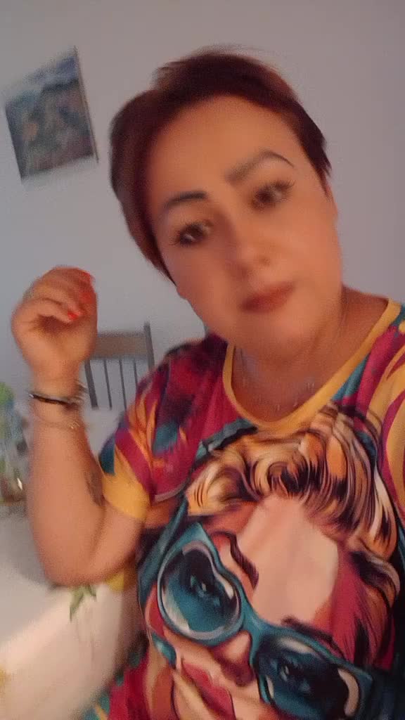 @KINGA ✓