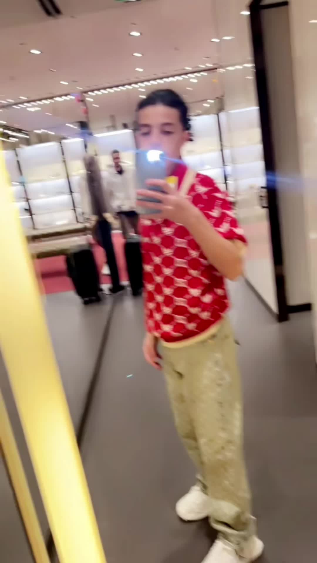 @4BDV 