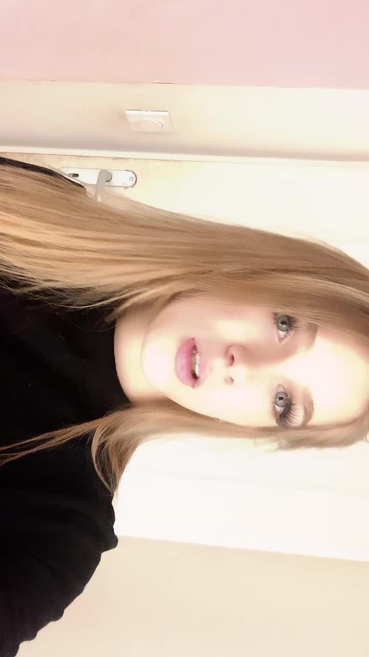 @𝐈𝐬𝐲𝐬✞︎🧞&zwj;♀️