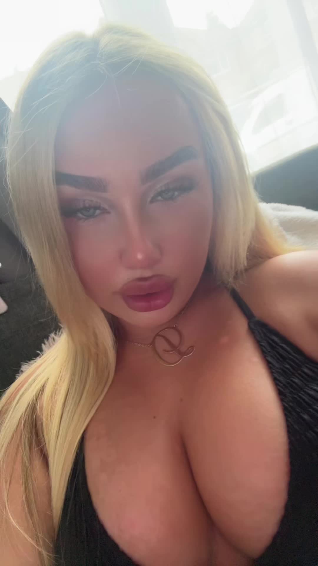 @daisseymourx
