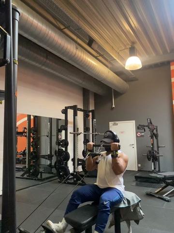 @Khan95