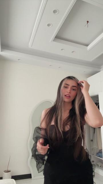 @Niayesh Khanian