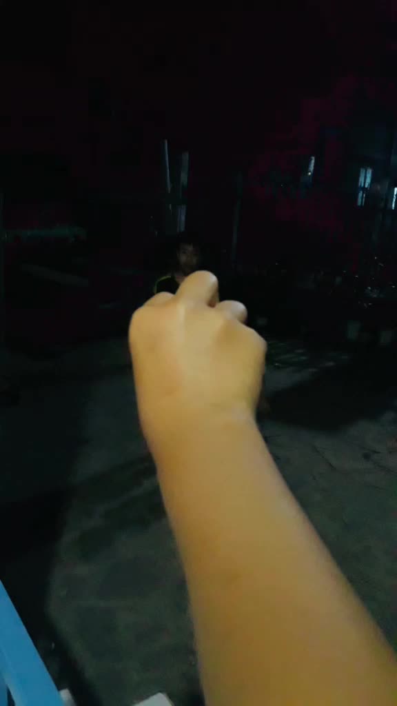 @khuyên lê