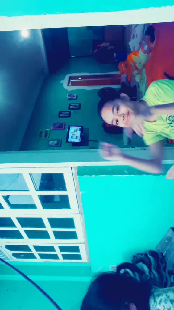 @Fhraaaaa_