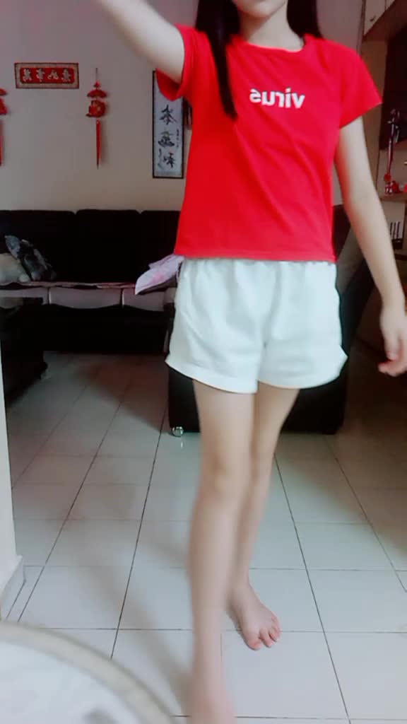 @赖紫庭