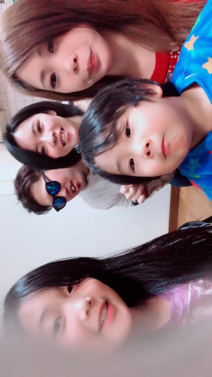 @(。-_-。)