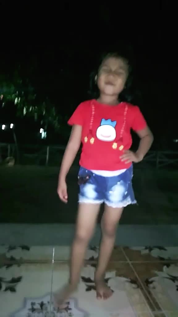 @ARSYA SALSABILA 😍🤗