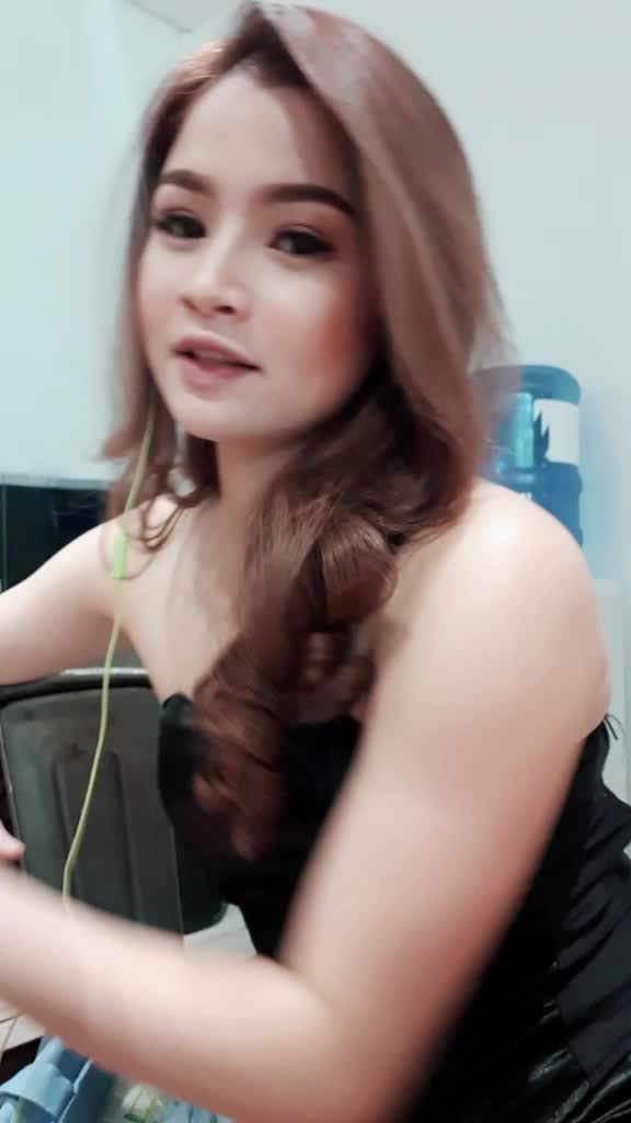 @Christine Zabala