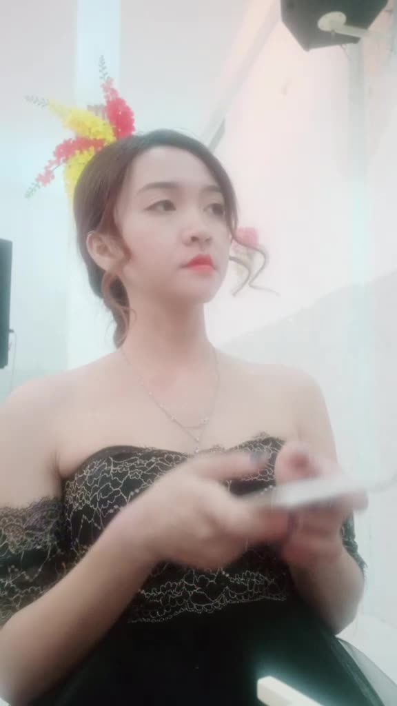 @Nữ Hoàng