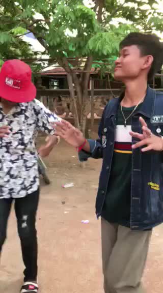 @ហេង គឹមហៀង