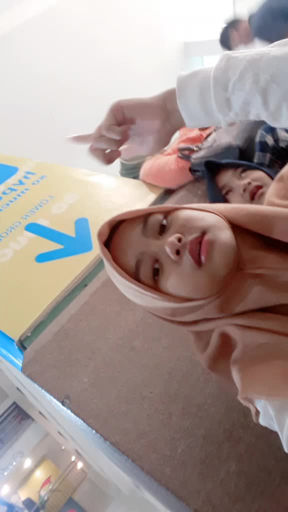 @Fhraaaaa_