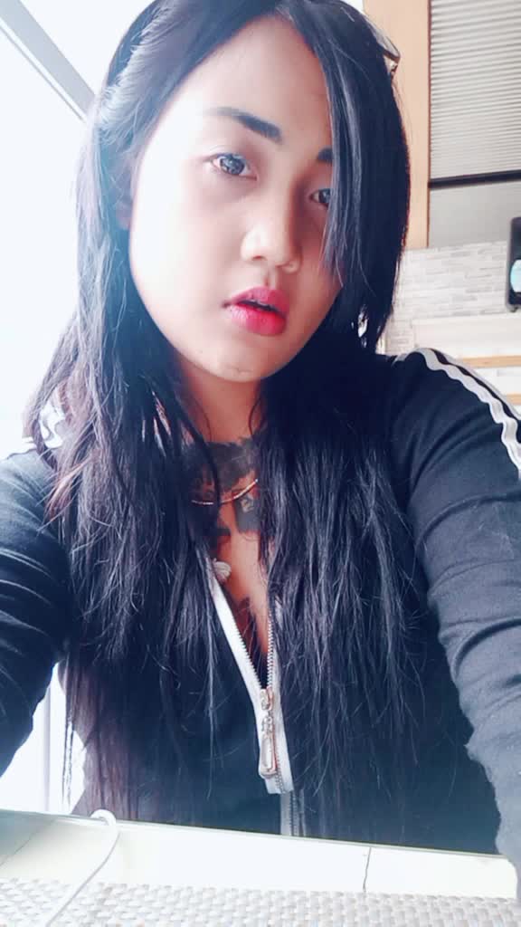@EsaLila Yumia