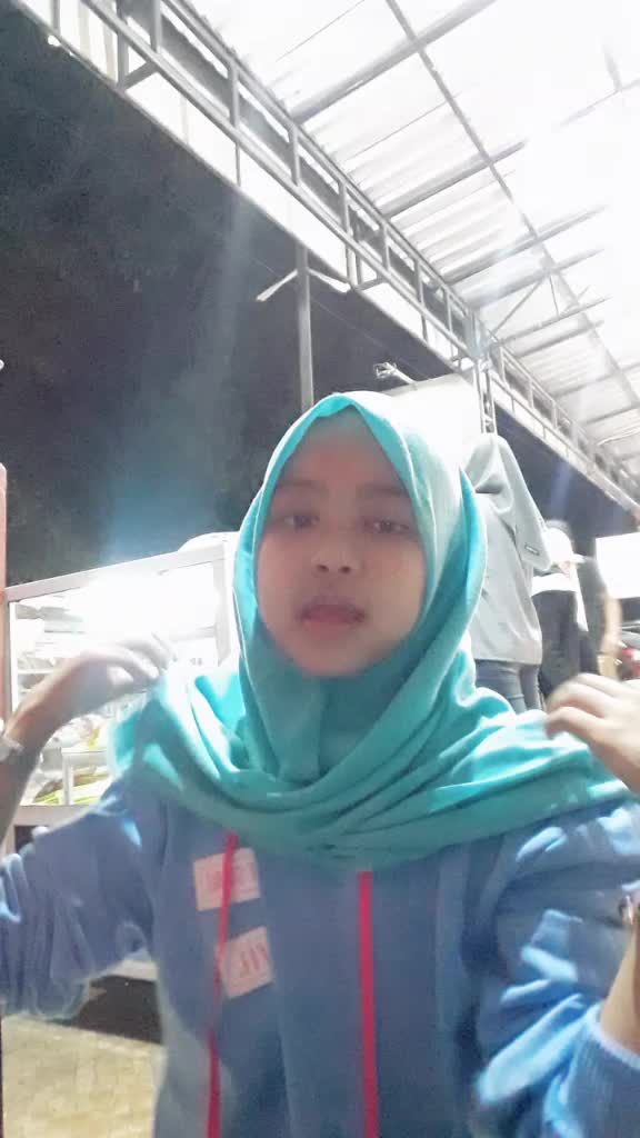 @Fhraaaaa_