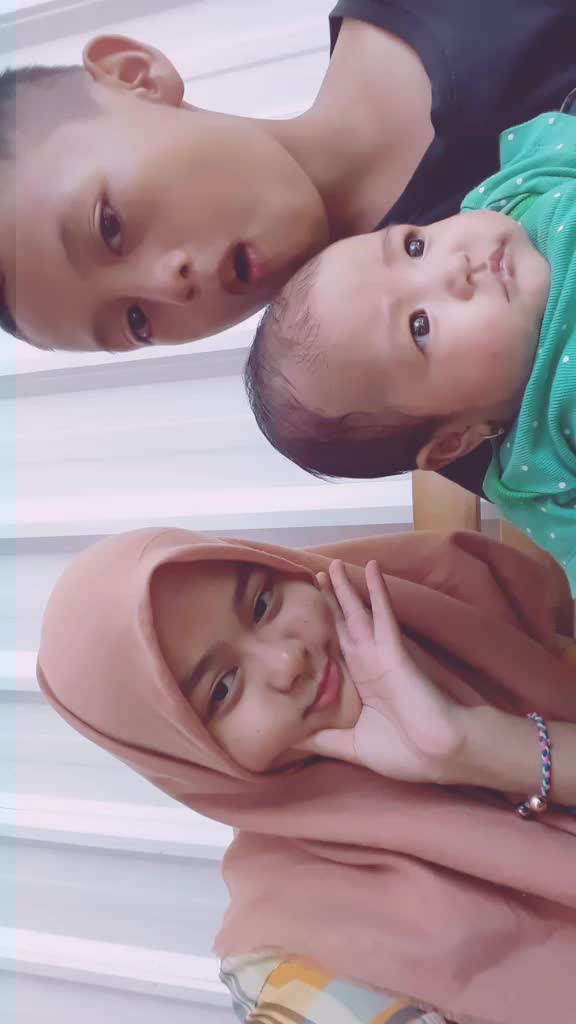 @Fhraaaaa_