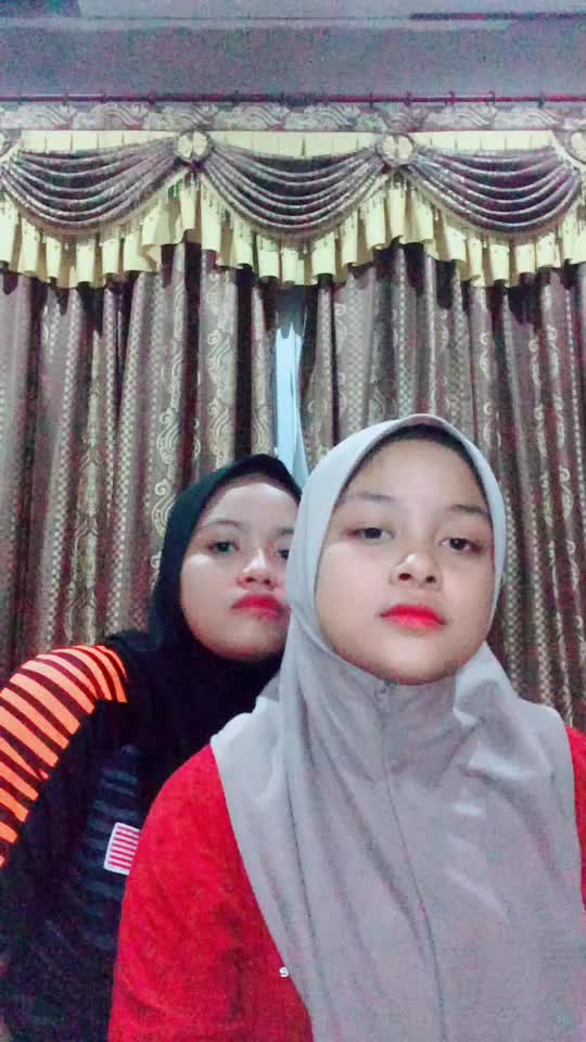 @yuniyaiyy__