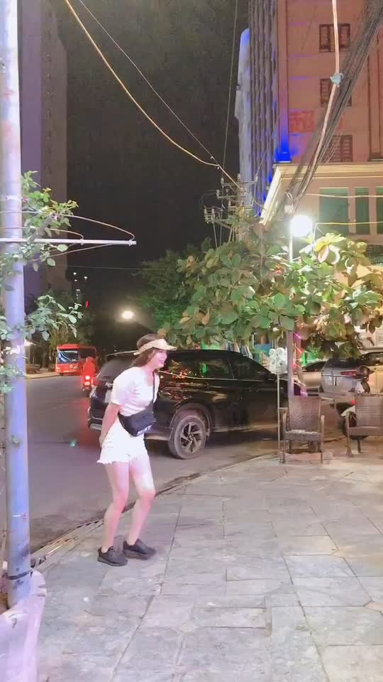 @Nguyễn Thị Hảo