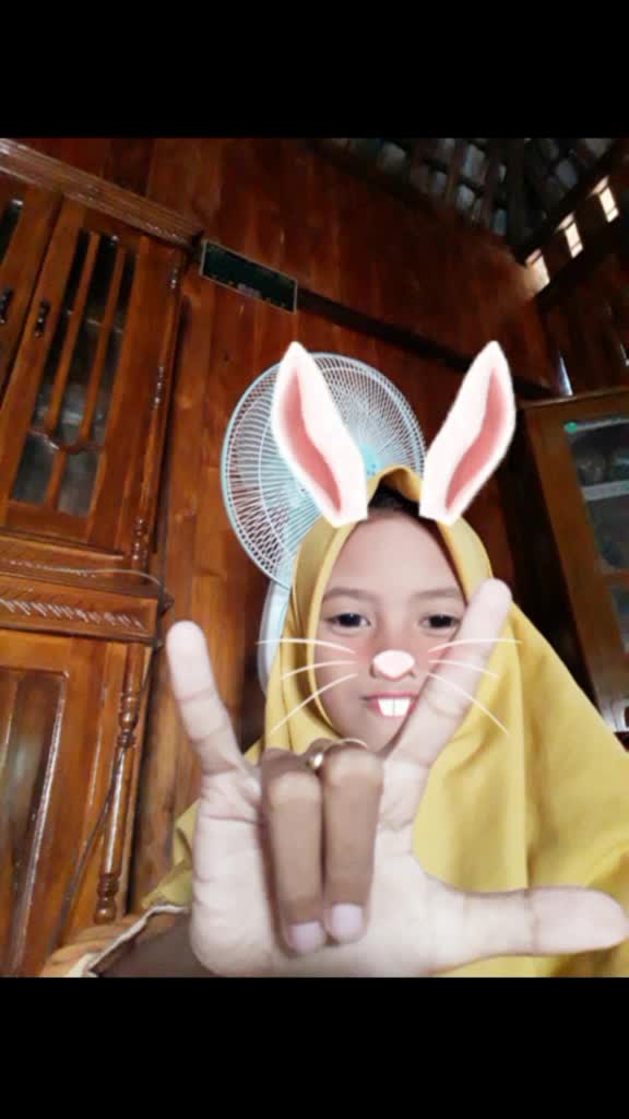 @Shelviana