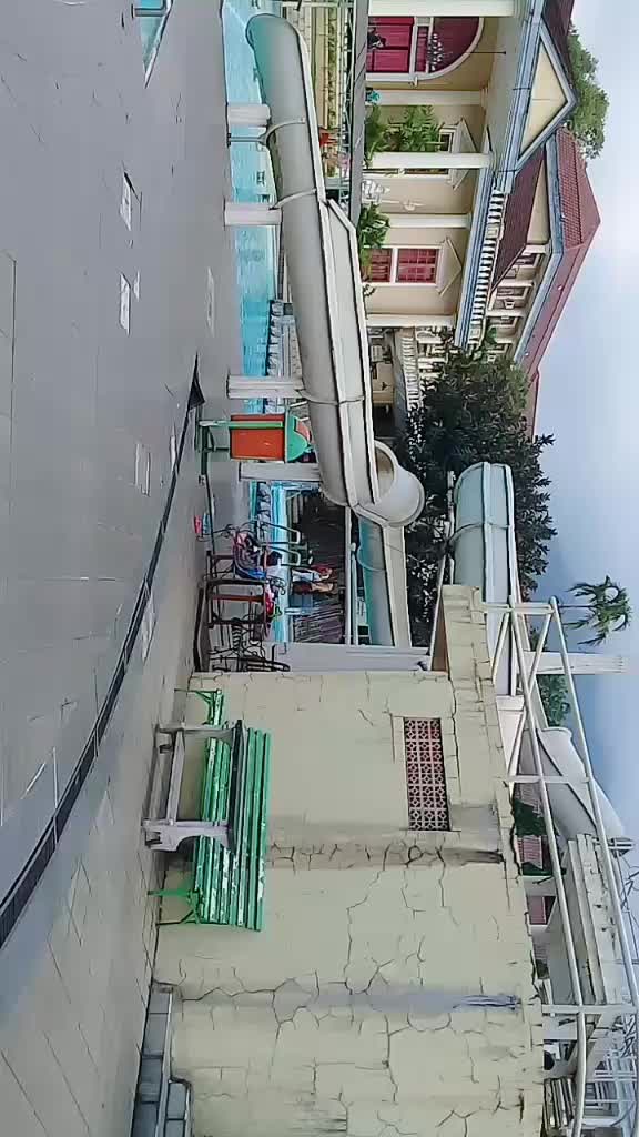 @Zahro Timii