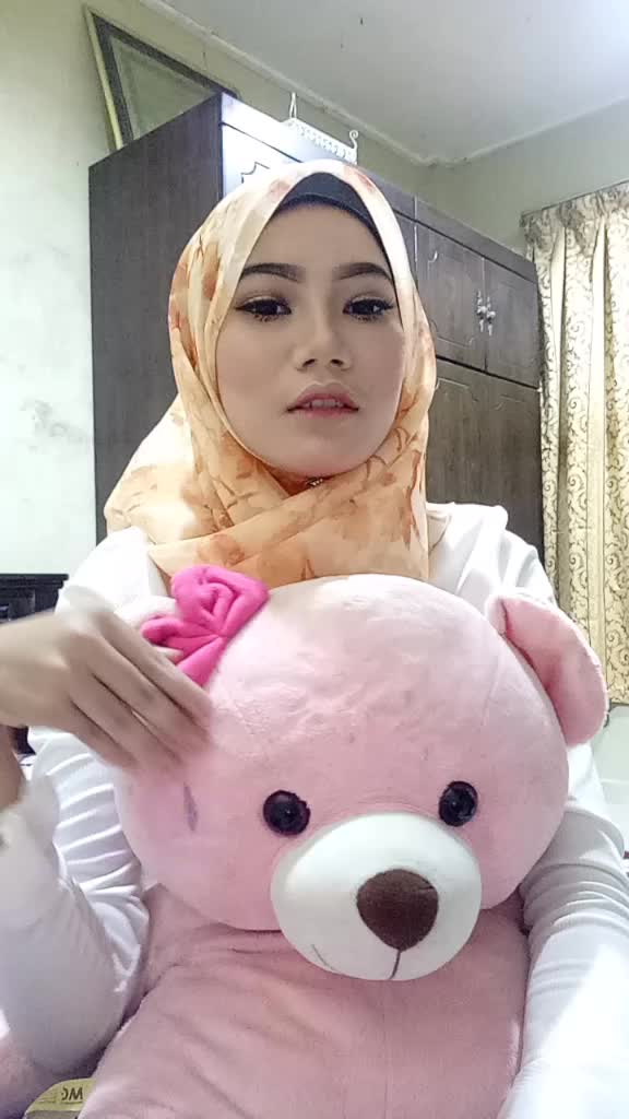 @aien yusoff