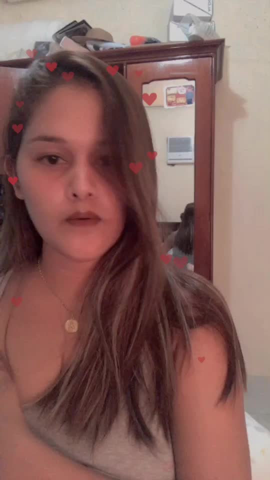 @EllieLoveMarie❣