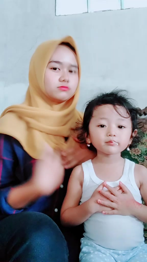 @_anggita1201