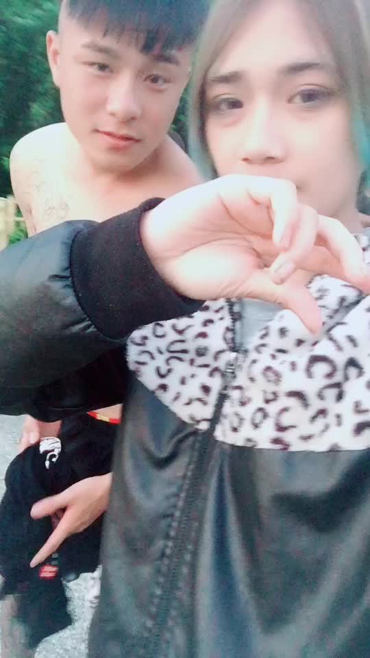 @煇