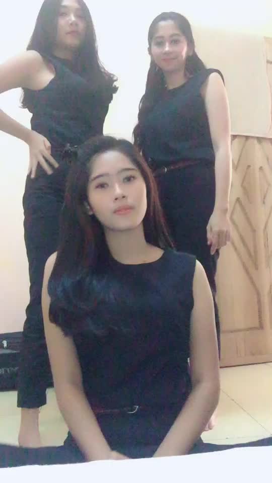 @venyaaa