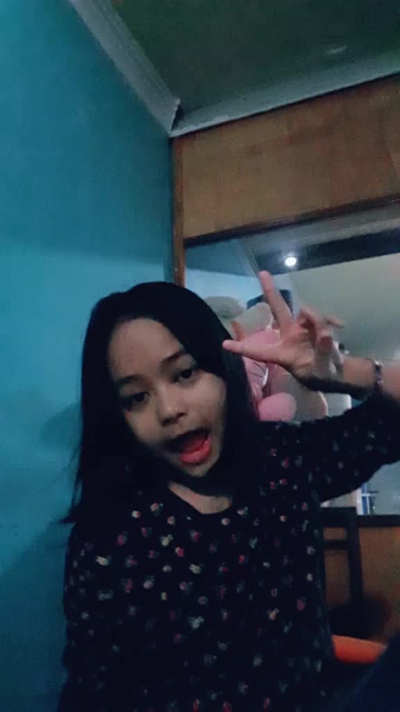 @Fhraaaaa_