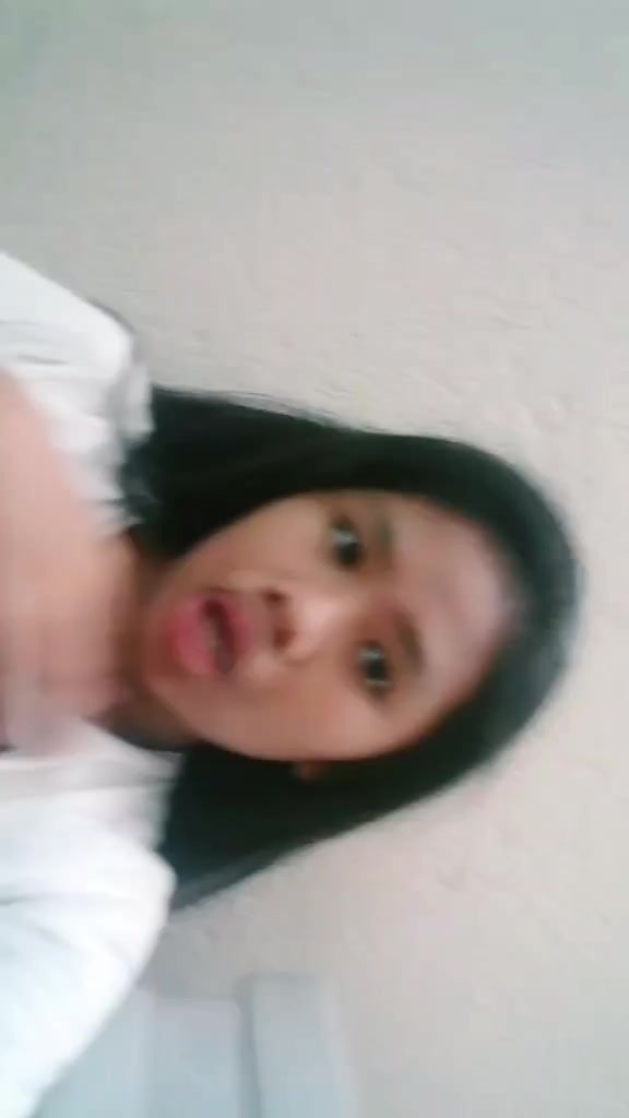@AnnikaBalano Senia