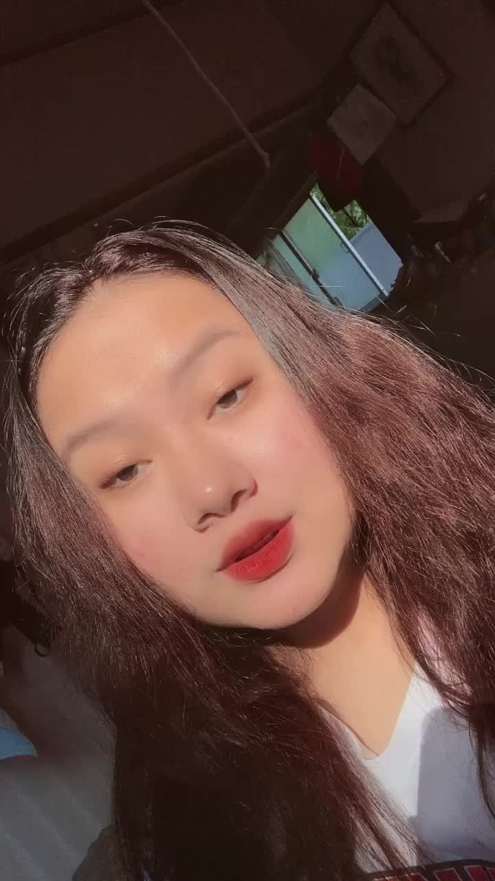@jasminee