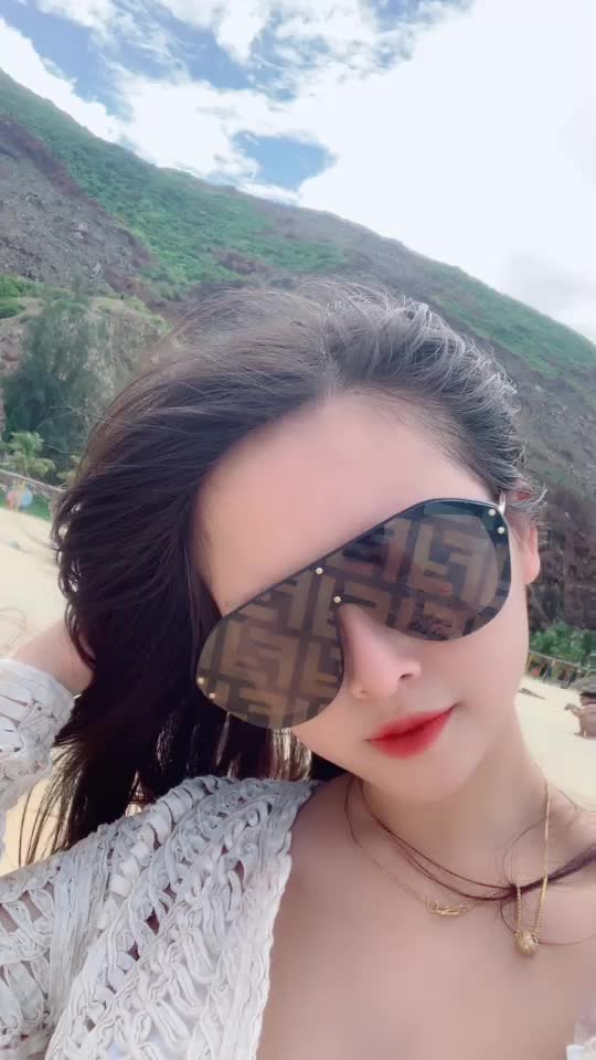@Nguyễn Hồng Nhung